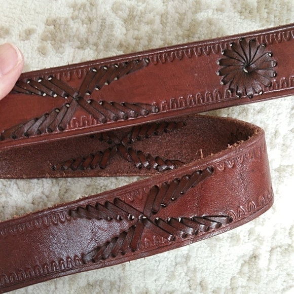B-Low the Belt Tooled Leather Lacing Belt with Buckle Western Cowgirl 34 Brown - Picture 9 of 16